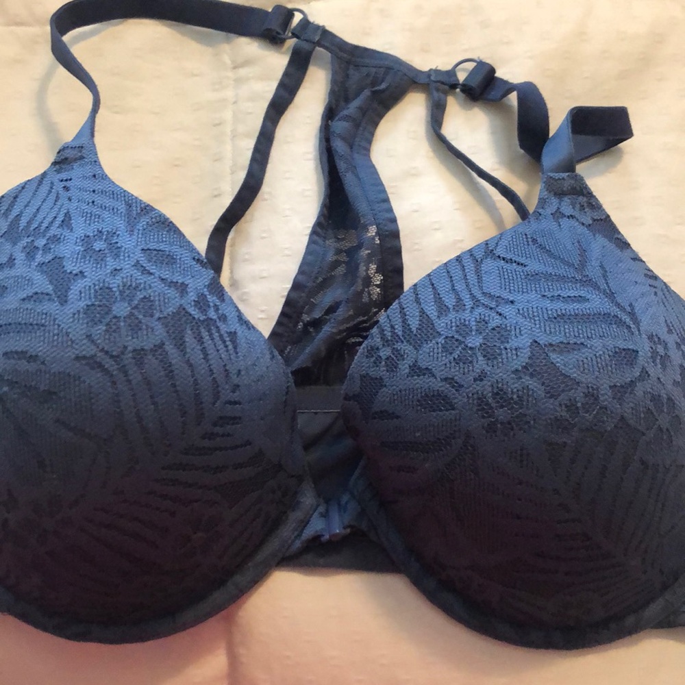 Victoria Secret Lacey blue bra back support
